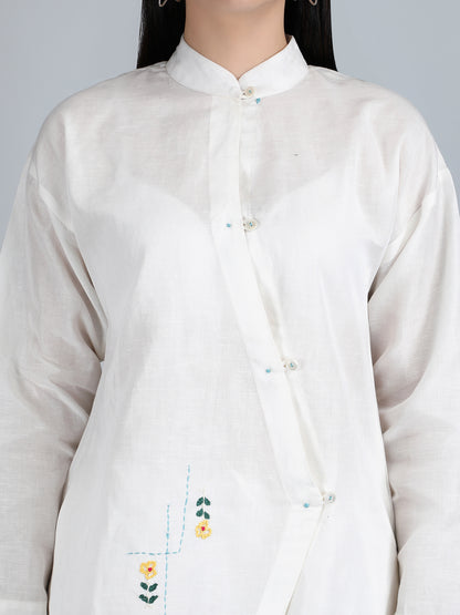 Women White Pure Linen Hand Embroidered Zig Zag Placket Shirt